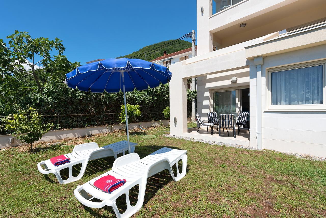 Apartments Villa Adriatic Tivat Luaran gambar