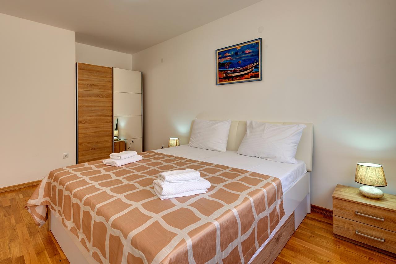 Apartments Villa Adriatic Tivat Luaran gambar