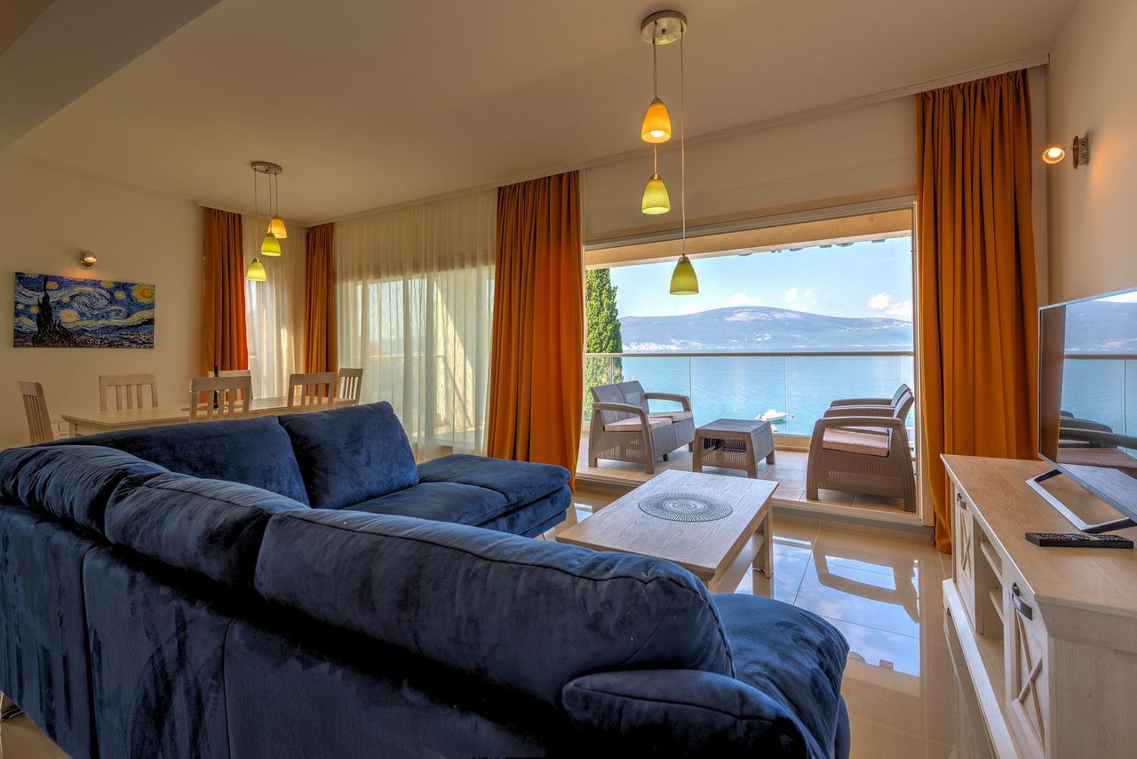 Apartments Villa Adriatic Tivat Luaran gambar